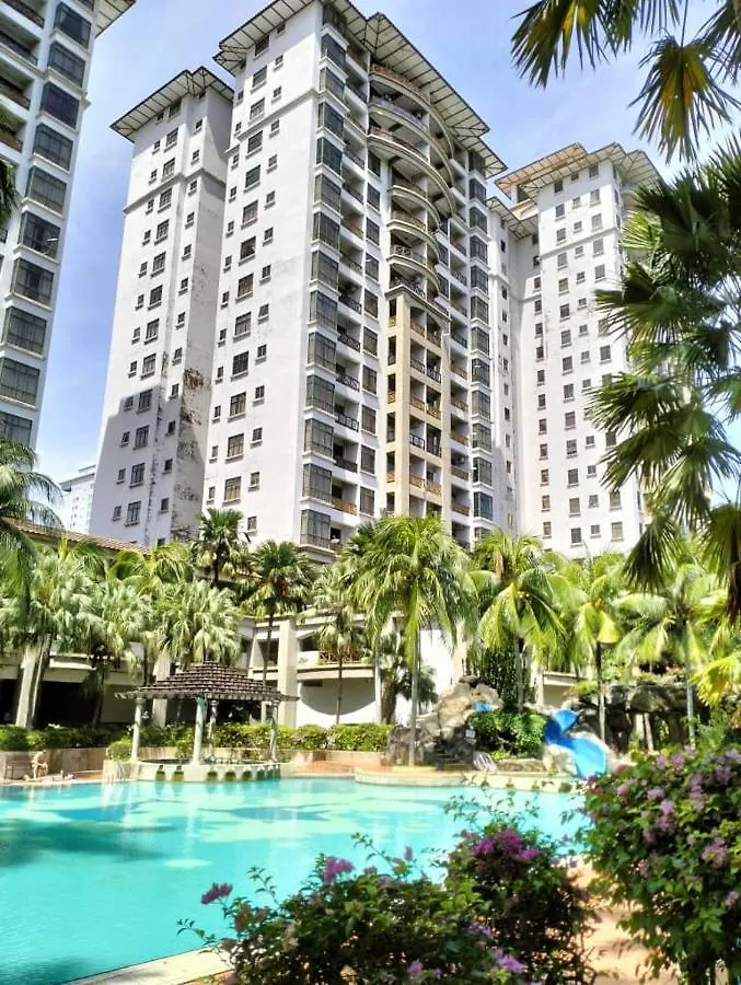 Homestay Melaka At Mahkota Hotel - Unit 3093, 2092 - Free Wifi & Parking